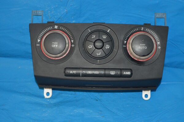 Ref. K1900BP4M Comando Controlo do Ar Condicionado Mazda 3