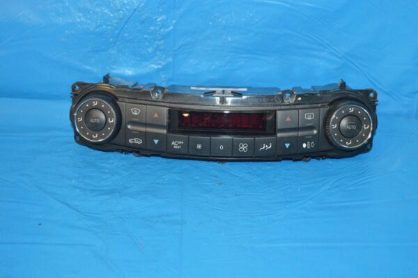Ref. 2118300685 Comando Controlo do Ar Condicionado Mercedes Classe E