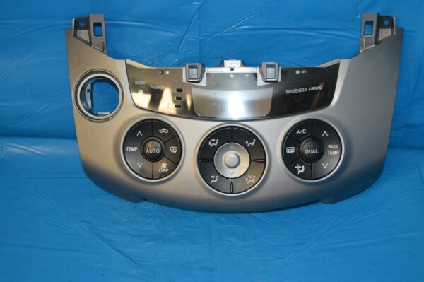 Ref. 4559442060 Comando Controlo do Ar Condicionado Toyota Rav 4 III
