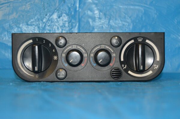 Ref. E366411 Comando Controlo do Ar Condicionado BMW Serie 3