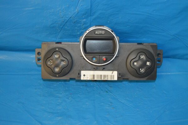 Ref. 8200296683 Comando Controlo do Ar Condicionado Renault Clio III