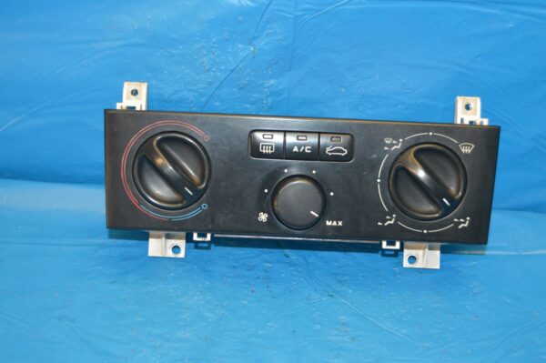 Ref. 69360001 Comando Controlo do Ar Condicionado Peugeot 406