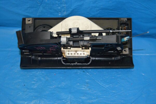 Ref. 3A0820045A Comando Controlo do Ar Condicionado Volkswagen Passat - Imagen 2