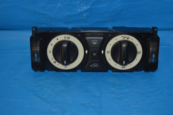 Ref. 1708300385 Comando Controlo do Ar Condicionado Mercedes SLK