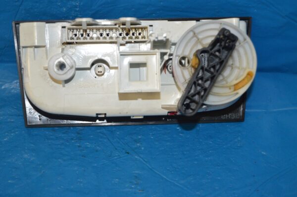 Ref. 93329465 Comando Controlo do Ar Condicionado Opel Meriva - Imagen 2