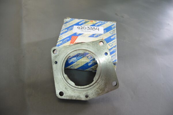 Ref; 4203334 Flange da Caixa de Velocidades - Lancia A112 4 ou 5 Velocidades; Fiat 127, Panda, Panda 4X4, Uno NOVO