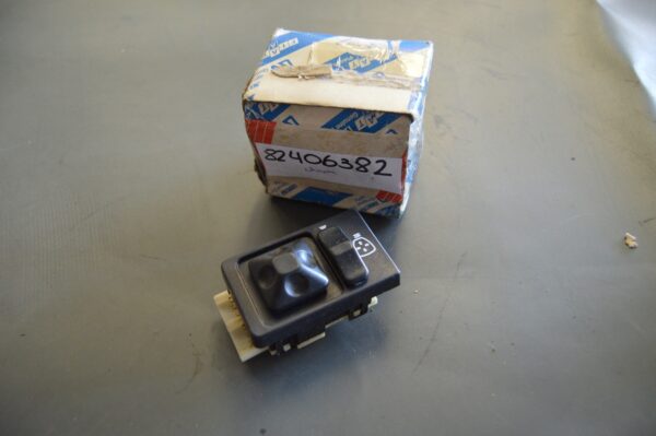 Ref: 82406382 Interruptor - Lancia Thema NOVO