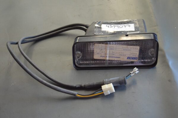 Ref: 4319077 Farol Dianteiro Direito - Fiat 131 NOVO