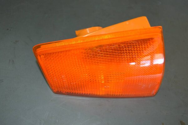 REF: 1226040 Pisca Esquerdo Opel Kadett E NOVO