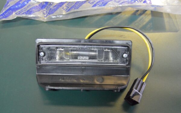 Ref: 7558837 Farolim Matricula Traseiro - Fiat Panda 131 NOVO