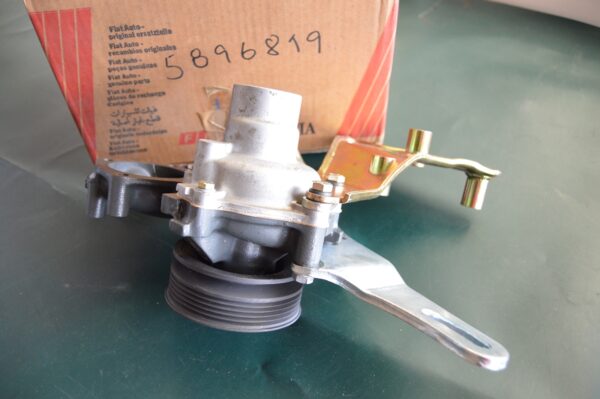 Ref: 5896819 Bomba de Água - Fiat, Lancia NOVO - Imagen 2