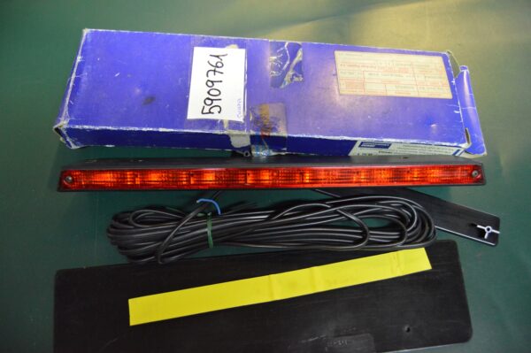 Ref: 5909761 Kit Luz Freno - Fiat Croma NOVO