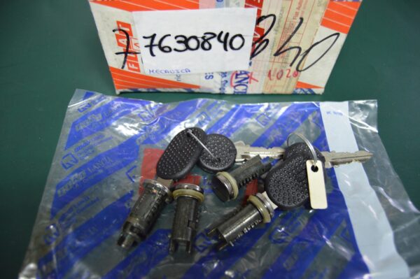 Ref: 7630840 Kit de Chave e Fechadura - Fiat Regata NOVO