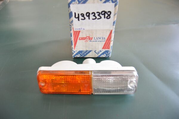 Ref: 4393398 Pisca Dianteiro Esquerdo - Fiat 127 NOVO