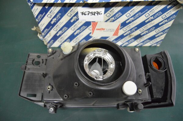 Ref: 7675196 Faro Dianteiro Esquerdo - Fiat NOVO - Imagen 2
