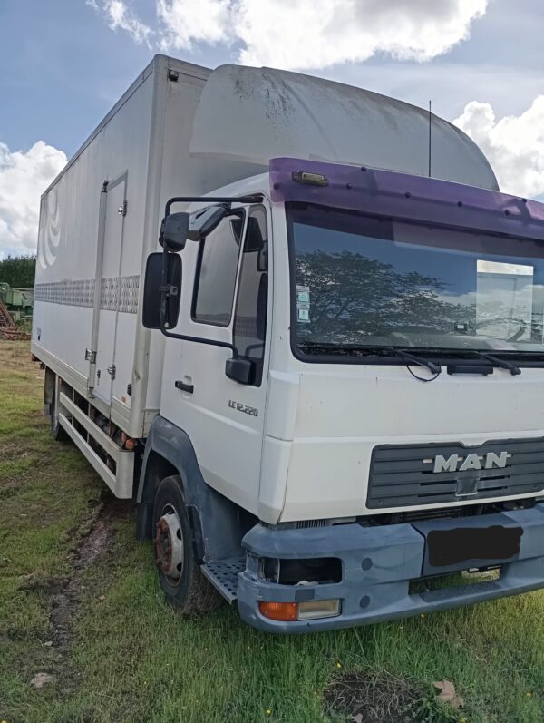 Camião Man LE 12.225 USADO - Imagen 3