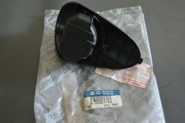 Ref: 735267793 Cinzeiro Traseiro - Fiat Punto NOVO - Imagen 3