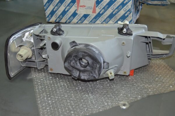 Ref: 7743120 Faro Esquerdo - Fiat Tempra 1.6 NOVO - Imagen 3